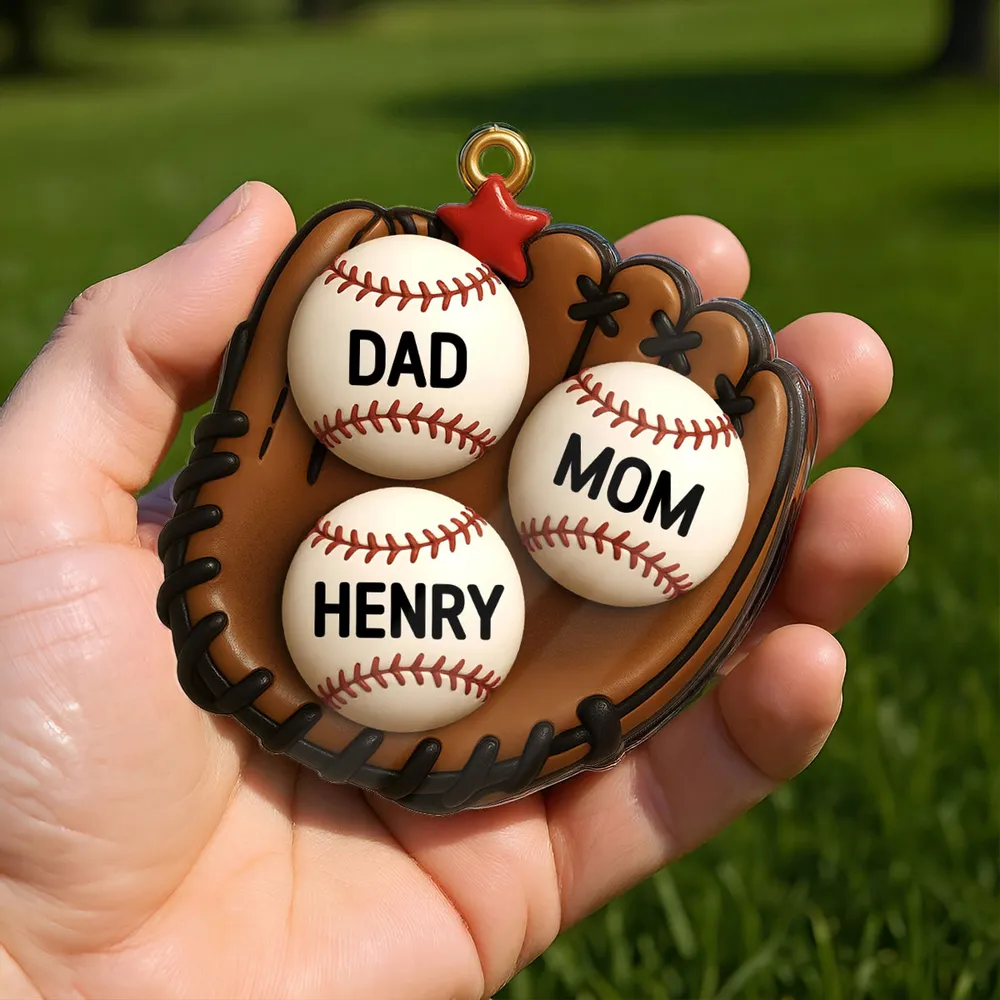 Family Baseball Theme Ornament, Heartwarming Holiday Decoration - Image 7