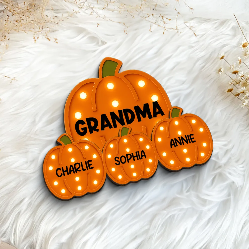 Wooden Plaque with Pumpkin Design, Grandma Theme and Perfect Holiday Gift - Image 6