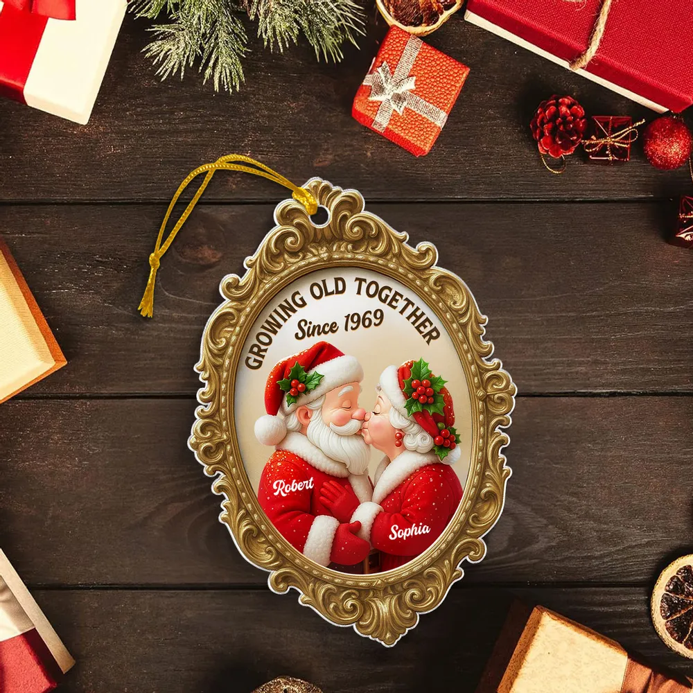 Christmas Acrylic Ornament – Loving Santa Couple Keepsake, Heartwarming Holiday Gift for Parents - Image 5