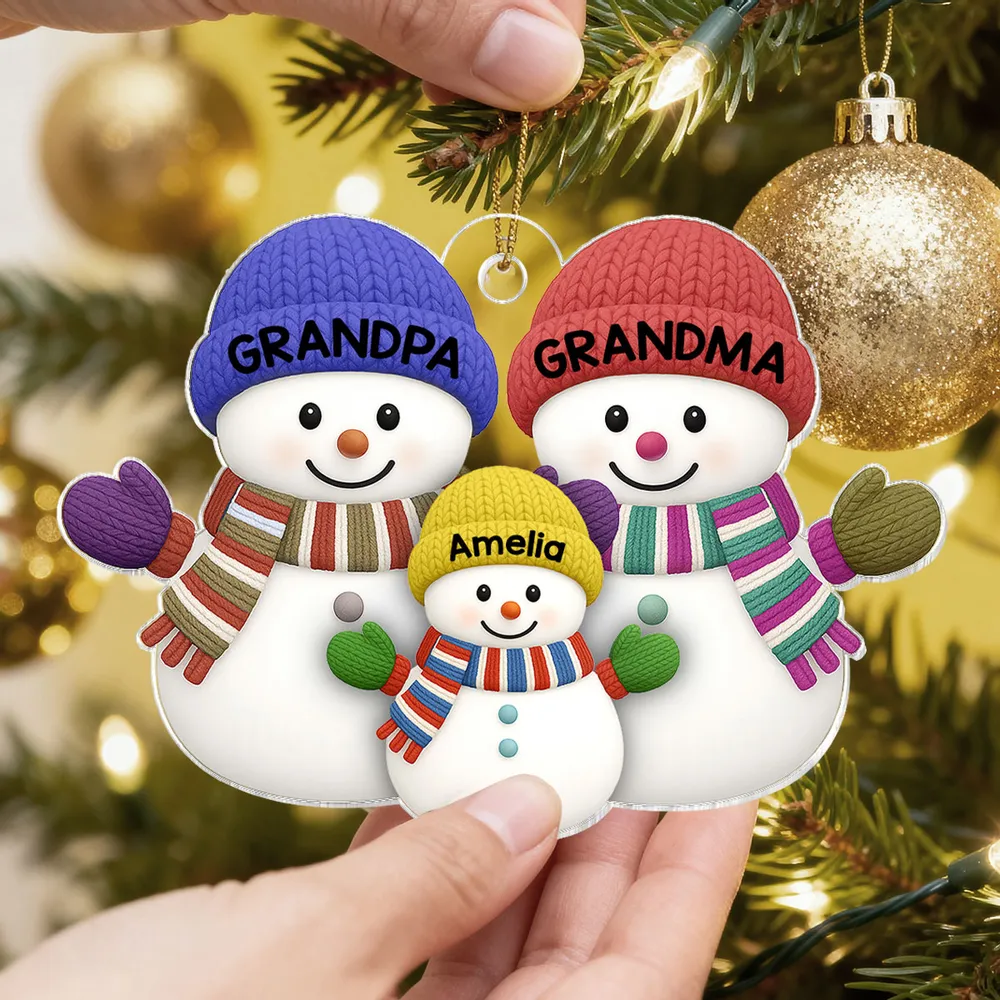 Grandparents & Grandchild Snowman Acrylic Ornament – Heartwarming Family Design, Perfect Holiday Gift - Image 3