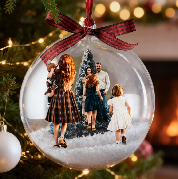 Clear Snow Globe Ornament, Creative Acrylic Keepsake for the Christmas Tree, A Heartwarming Gift for Family or Friends - Image 4