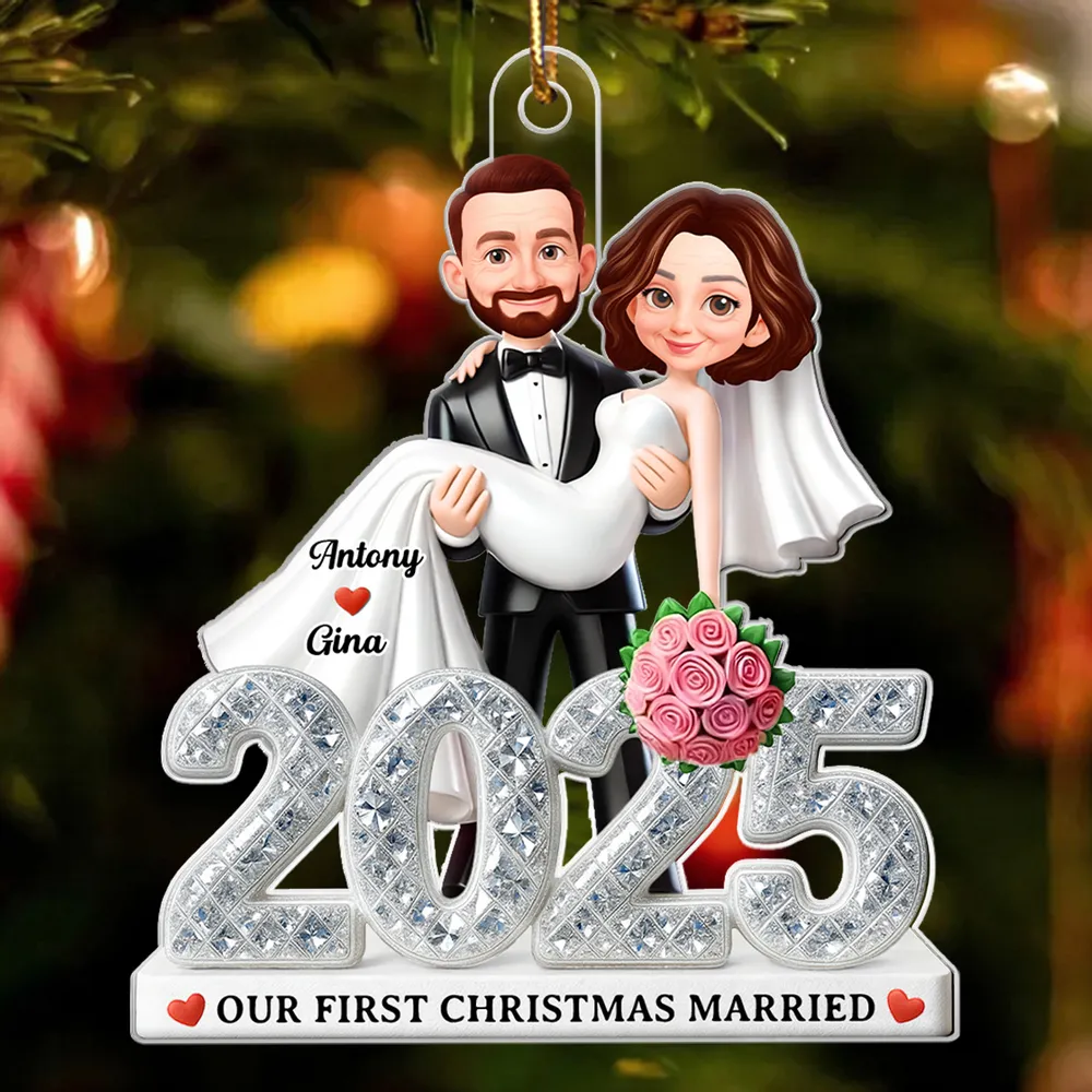 Personalized Acrylic Ornament for Newlyweds – Our First Christmas Married Couple Design, Sparkling Detail, Unique Keepsake Gift - Image 7