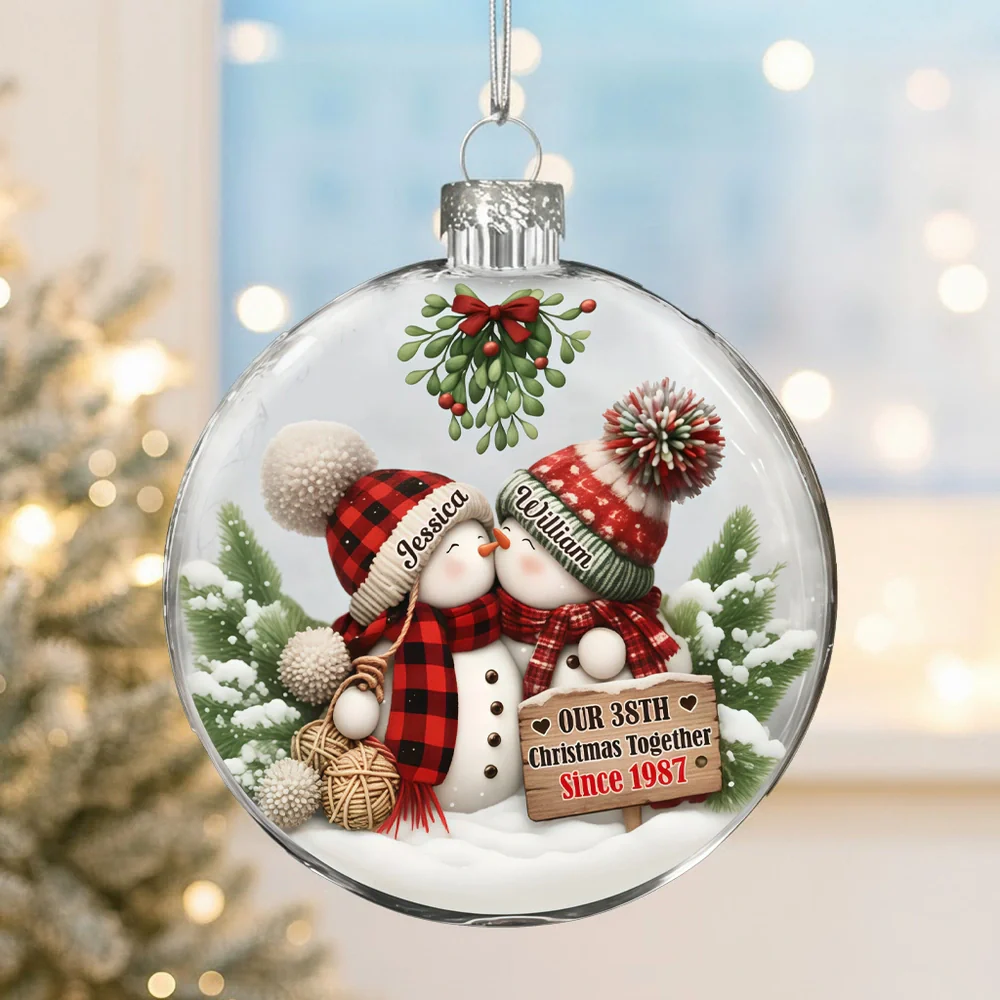 Personalized Acrylic Flat Ball Ornament for Couples β Cozy Snowman Design for Christmas Tree β Unique Romantic Gift to Celebrate Your Love