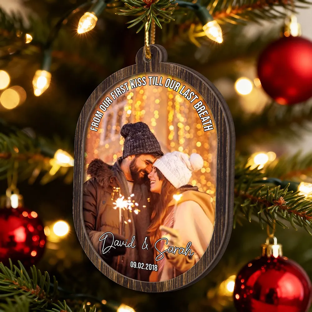 Personalized 2-Layer Wooden Ornament for Couples, Warm Night Scene Tree Decor, Creative Holiday Gift for Him or Her - Image 2