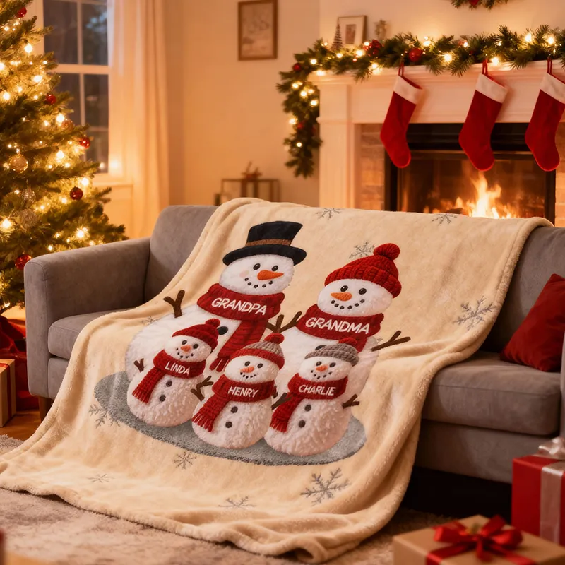 Custom Snowman Family Fleece Blanket, Snuggly Holiday Fleece for Grandma and Grandpa, Unique Personalized Christmas Gift - Image 3
