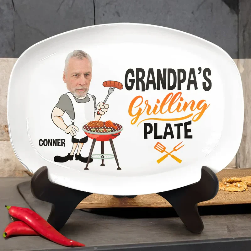 Personalized Grilling Plate for Grill Master Dad – Fun Cartoon BBQ Design, Unique Backyard Gift for Papa - Image 3