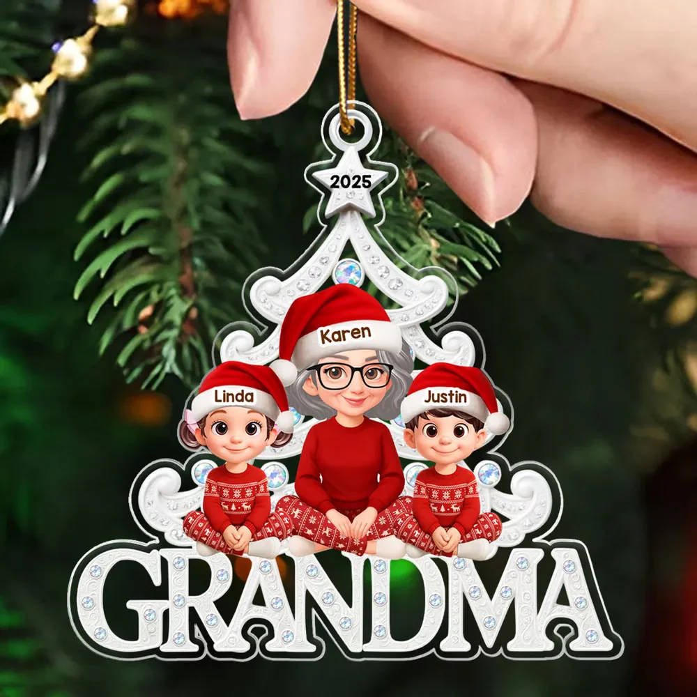 Custom Grandma Acrylic Ornament with Grandchildren in Santa Hats, Adorable Christmas Keepsake and Unique Family Gift - Image 5