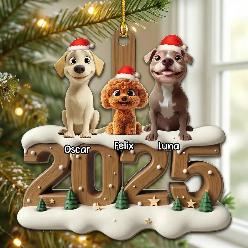 Personalized Pet Family Wooden Ornament with Santa Hats, Custom Names & Year, Heartwarming Christmas Tree Decoration