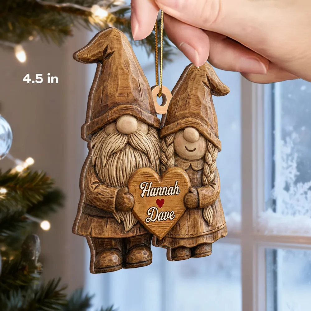 Personalized Wooden Ornament, Cute Gnome Couple Holding Heart, Unique Romantic Gift for Couples, Cozy Holiday Keepsake - Image 3