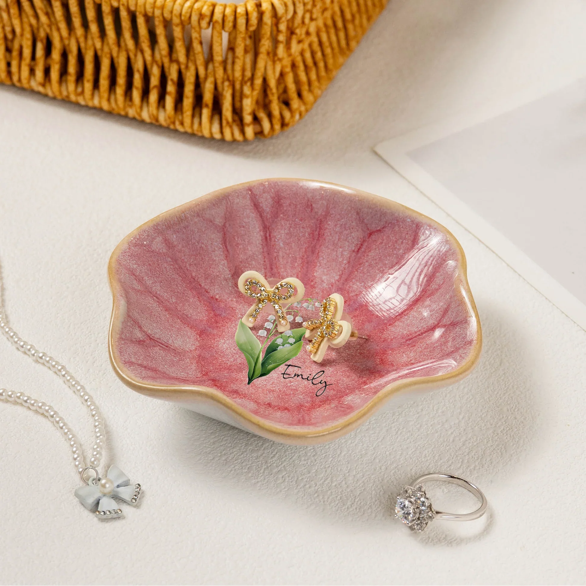Personalized Wavy Ceramic Jewelry Dish with Floral Design for Nightstand Decor, A Unique Creative Gift for Her - Image 6