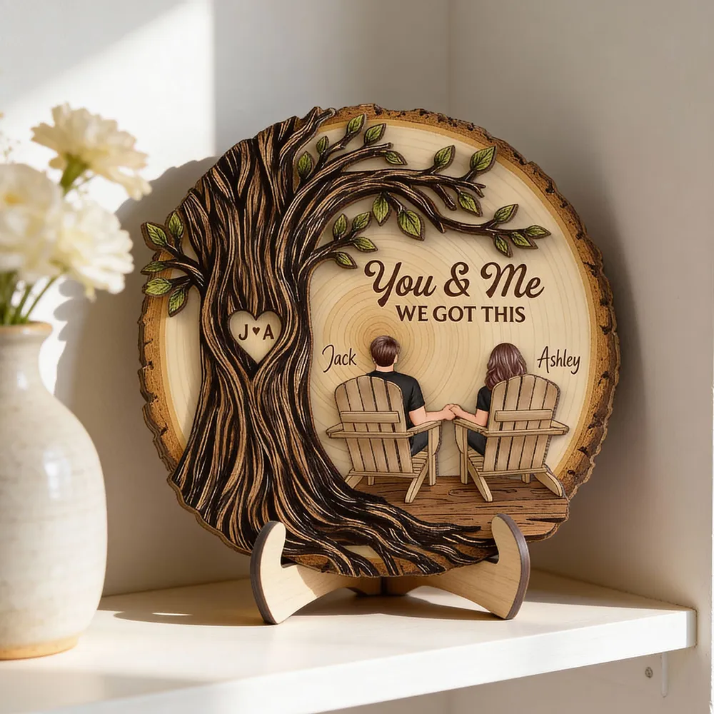 Personalized 2-Layer Wooden Plaque Couple Holding Hands Under Tree, You & Me We Got This, Unique Romantic Gift - Image 2