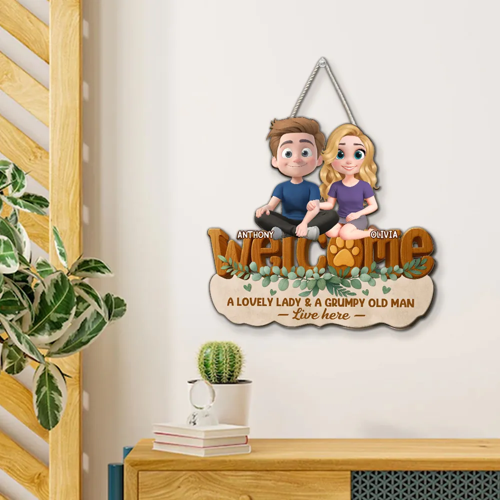 Personalized Wooden Sign with Cute Couple Illustration and Paw Welcome Home Decor, Unique Gift for Couples - Image 5