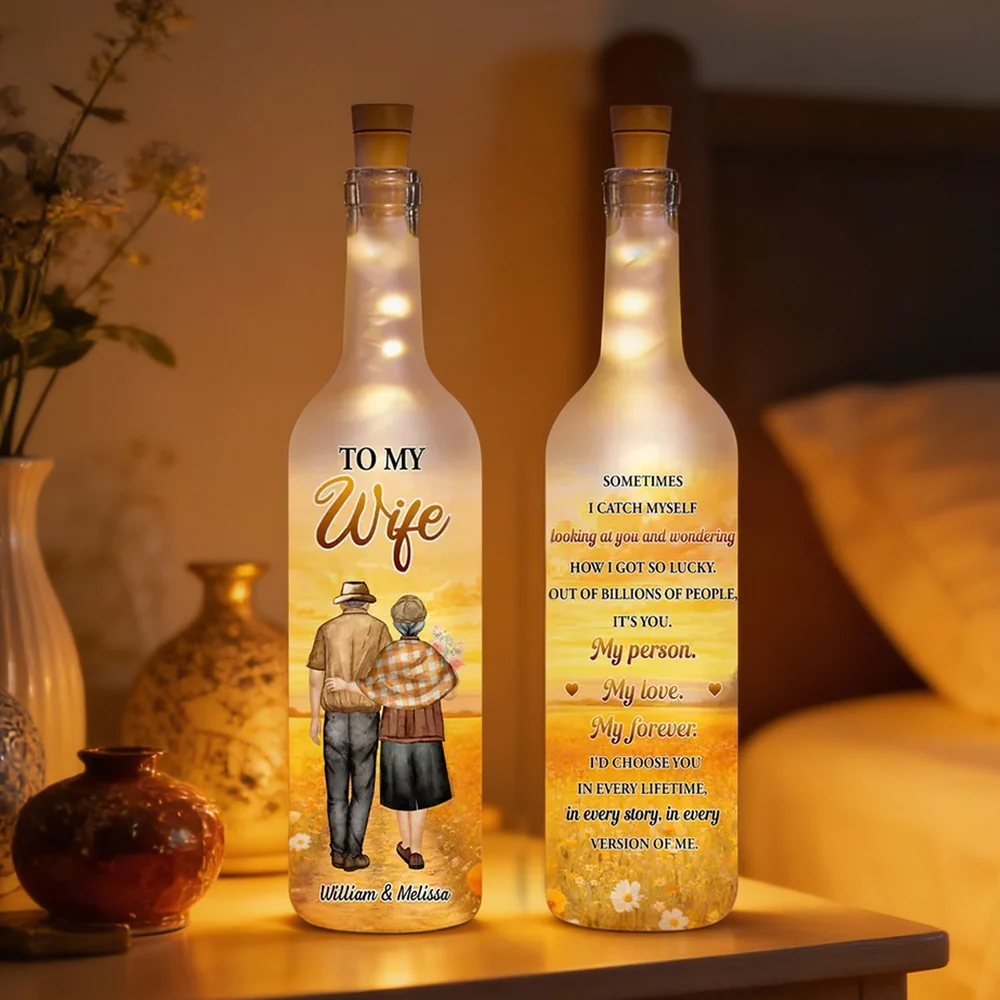 How Lucky I Am Personalized Bottle Lamp, Cozy Warm Glow Night Light with Sunset Couple Art, Thoughtful Gift for Wife