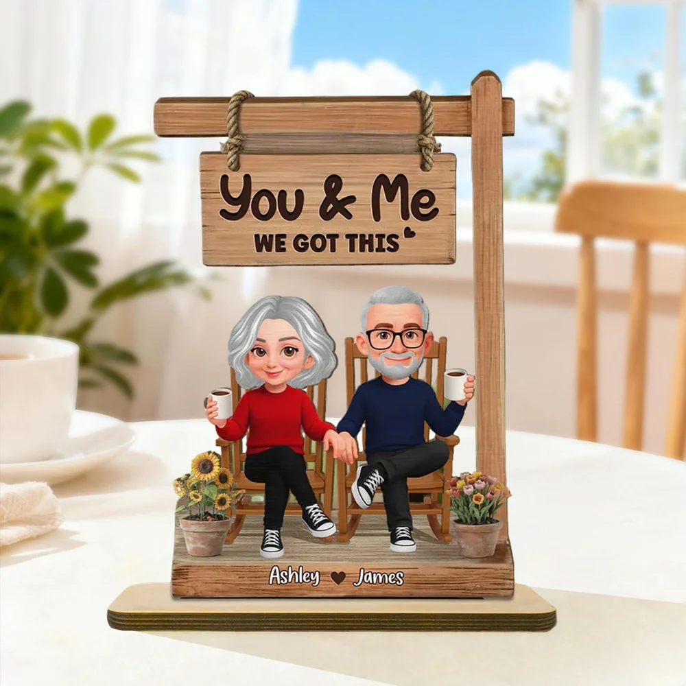 Personalized 2-Layer Wooden Plaque with Sitting Couple Holding Hands You & Me We Got This, Unique Romantic Gift