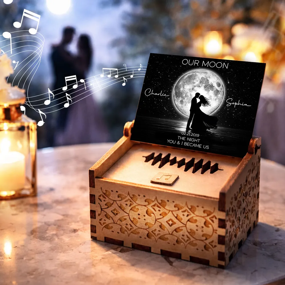 Personalized Wooden Music Box with Moonlit Kissing Couple Design, Unique Romantic Gift for Wife or Husband - Image 3