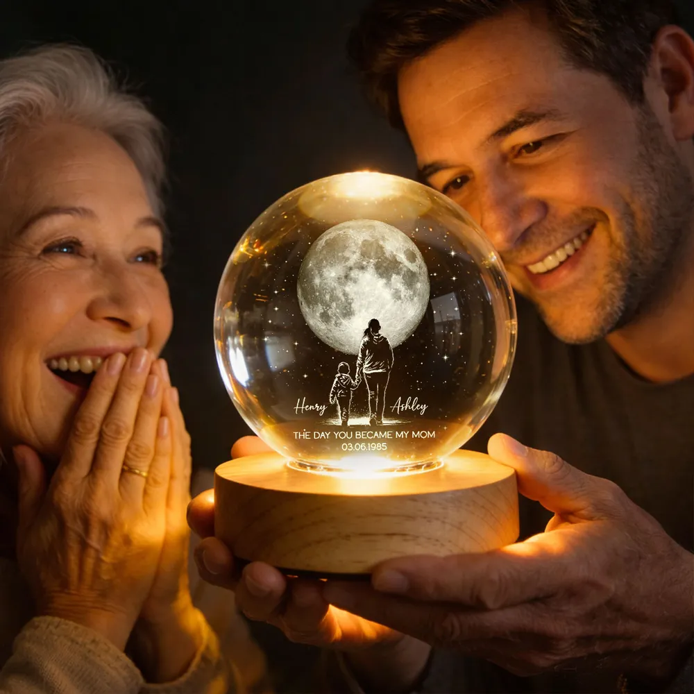 The Day You Became My Mom Personalized Globe Lamp, Mom and Child Under the Moon Night Light, Meaningful Gift - Image 4