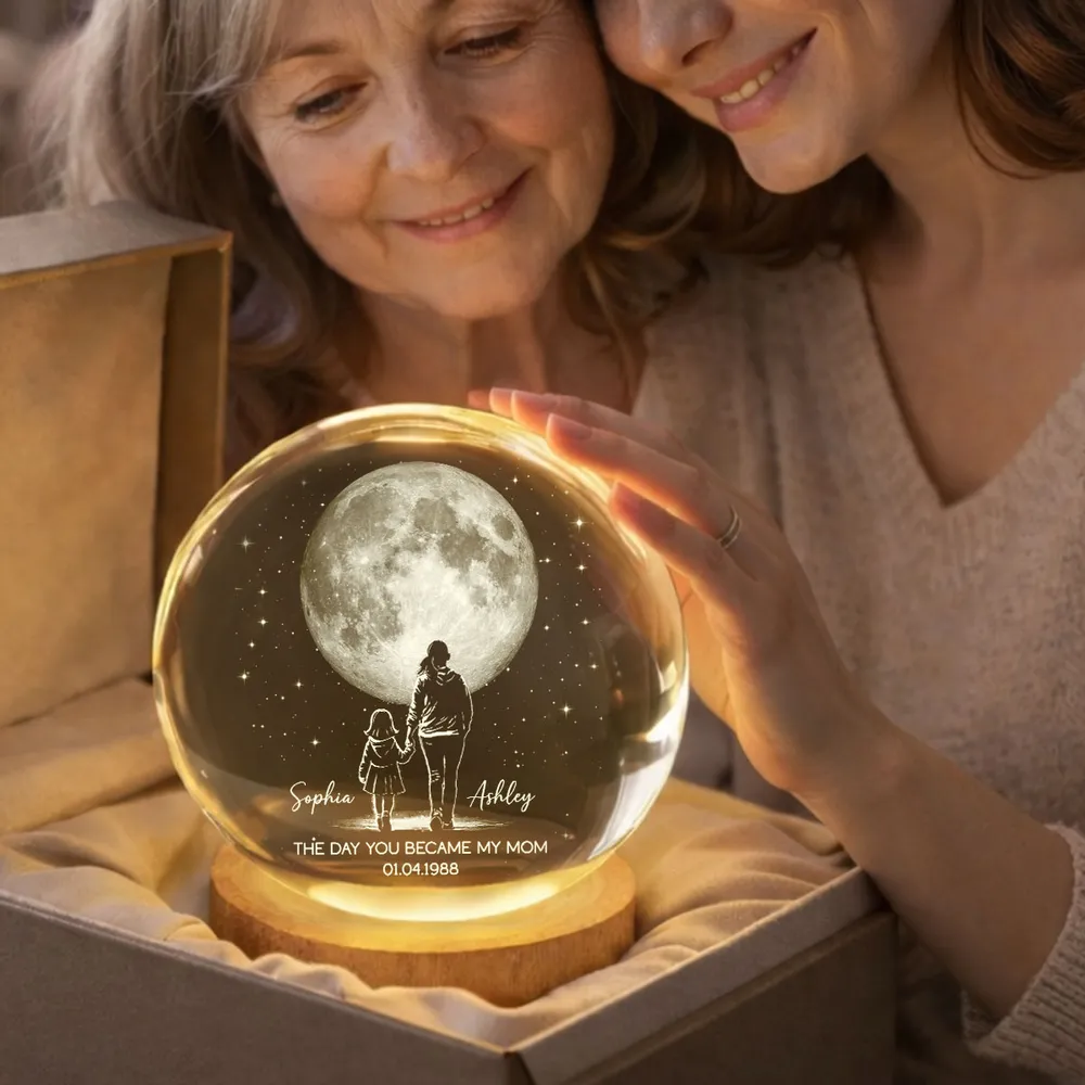 The Day You Became My Mom Personalized Globe Lamp, Mom and Child Under the Moon Night Light, Meaningful Gift - Image 5