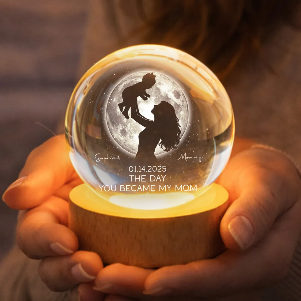 Personalized Globe Lamp with Mom Lifting Child Silhouette and Moon Glow, Unique Mother's Day Gift for Mom - Image 4