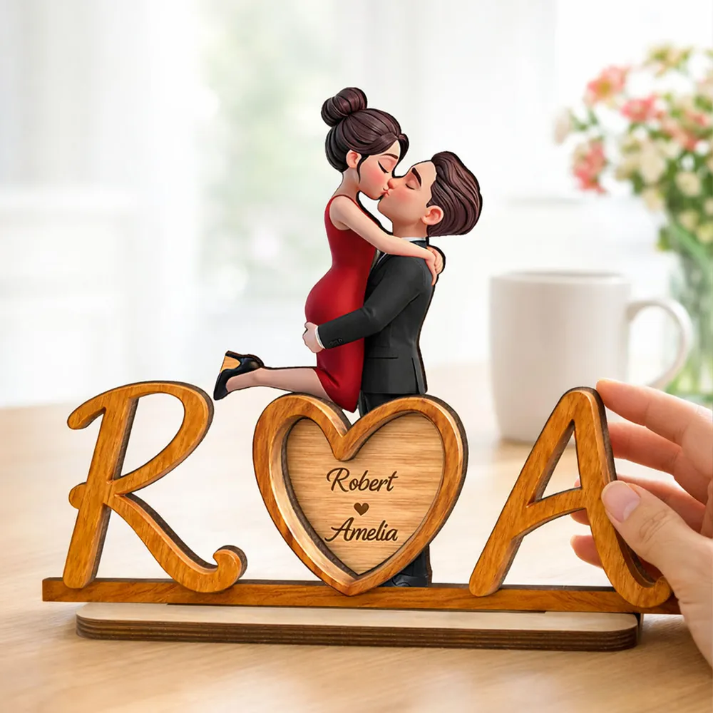 Personalized 2-Layer Wooden Plaque with Couple Kissing and Initials Heart for Desk Decor, Unique Romantic Gift for Her or Him - Image 2