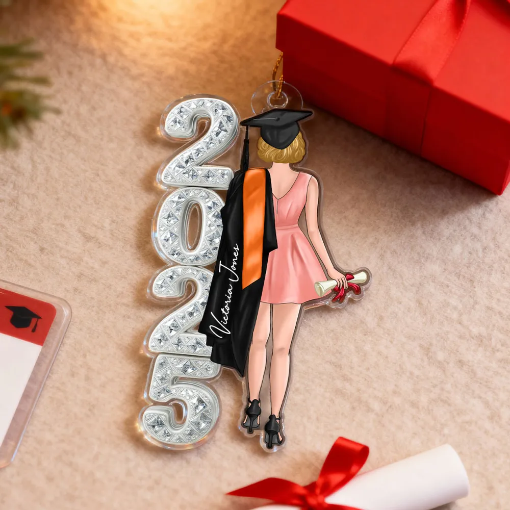 Acrylic Ornament for Graduation Memories, Personalized Year Design with Cap and Diploma, Heartwarming Unique Gift for Students - Image 3