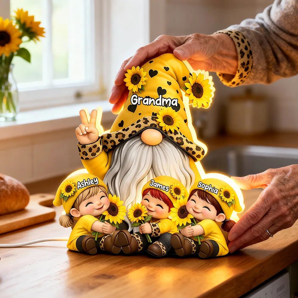 Personalized Grandma Gnome Acrylic Light Box With Sunflowers, Warm Glow Night Light, Unique Gift for Grandma - Image 4