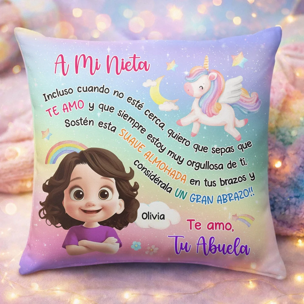 Cojín Cuadrado Personalizado con Unicornio y Arcoíris – Un Regalo Lleno de Amor para Mi Nieta