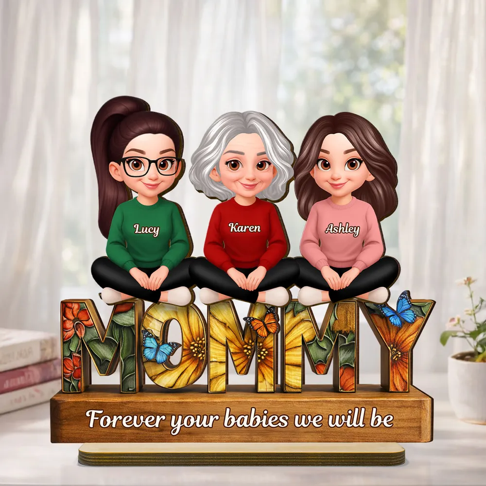 Personalized 2-Layer Wooden Plaque Mom Sign With Butterfly Art, Cute Cartoon Women Sitting, Unique Mother's Day Gift - Image 3