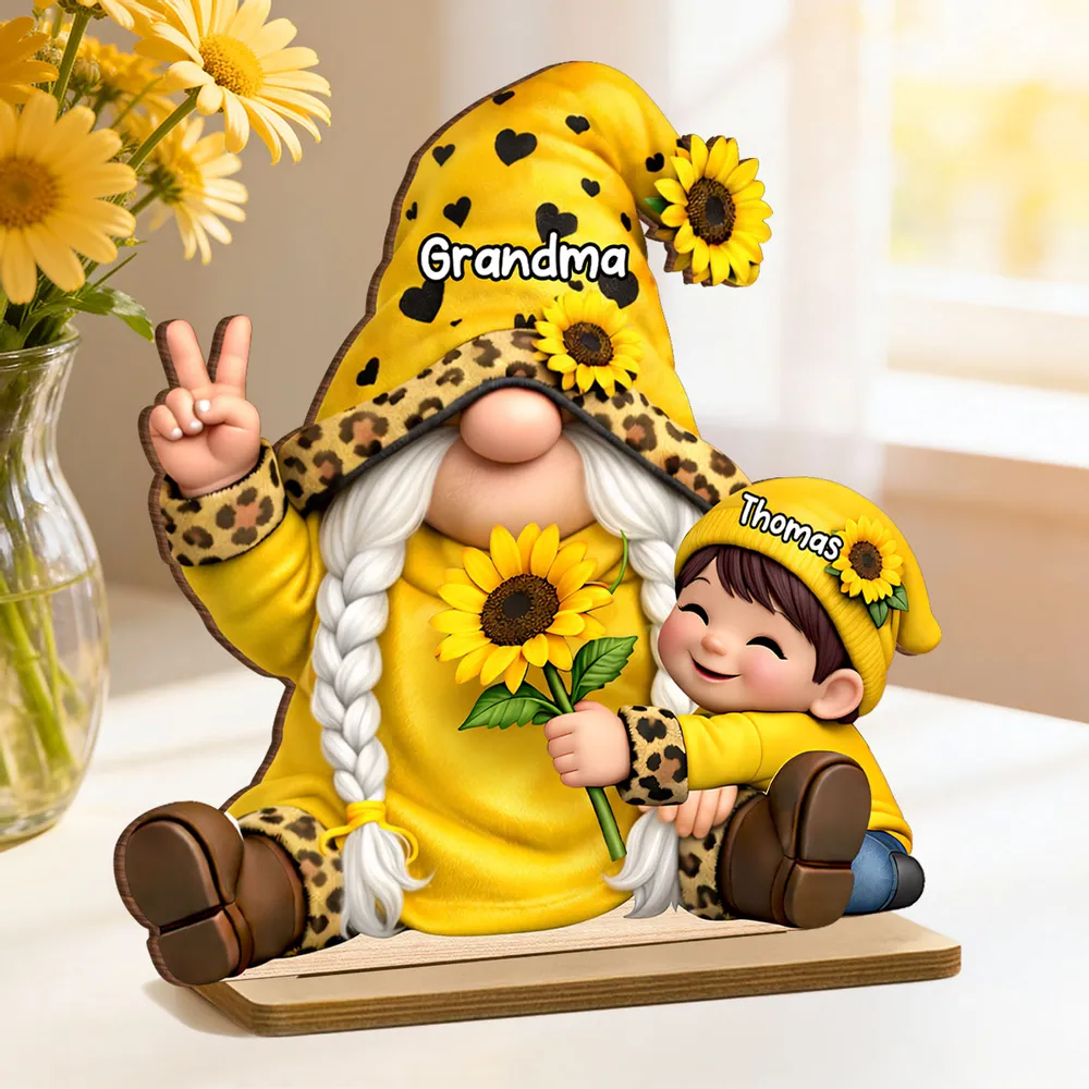 Personalized 2-Layer Wooden Plaque Grandma & Grandkids Gnome With Sunflowers for Living Room Display - Unique Gift for Grandma - Image 2