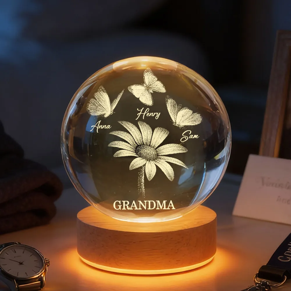 Personalized Globe Lamp with Daisy & Butterflies, Cozy Nightstand Glow, Unique Gift for Grandma - Image 3