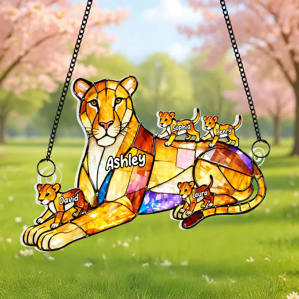 Personalized Lion Mom and Cubs Acrylic Suncatcher Ornament for Sunny Window Decor, Unique Gift for Mom or Grandma - Image 4