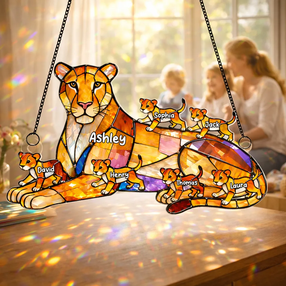 Personalized Lion Mom and Cubs Acrylic Suncatcher Ornament for Sunny Window Decor, Unique Gift for Mom or Grandma - Image 5