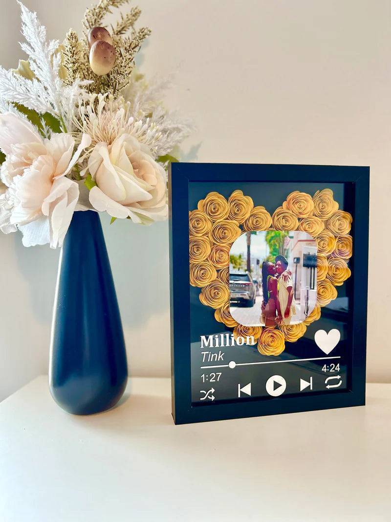 Love in Bloom - Personalized Heart-Shaped Flower Shadow Box with Photo - Ideal for Valentine's Day & Anniversaries - Image 5