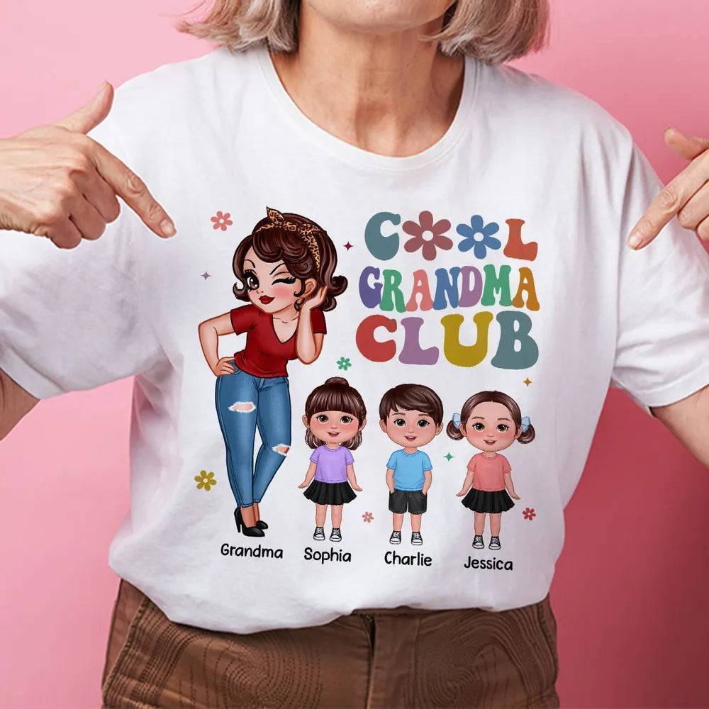 Exclusive 'Cool Grandma Club' Tee - Custom Chic Gift for the Trendsetting Grandma - Image 9
