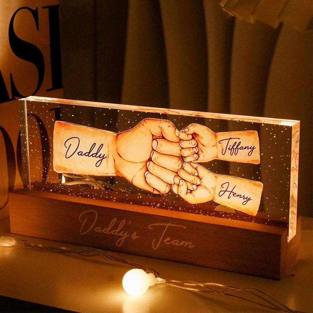 Daddy's Team Fist Bump Personalized Acrylic LED Night Light, Father's Day Gift For Dad, Grandpa, Husband - Image 4