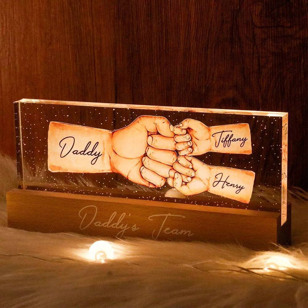 Daddy's Team Fist Bump Personalized Acrylic LED Night Light, Father's Day Gift For Dad, Grandpa, Husband - Image 5