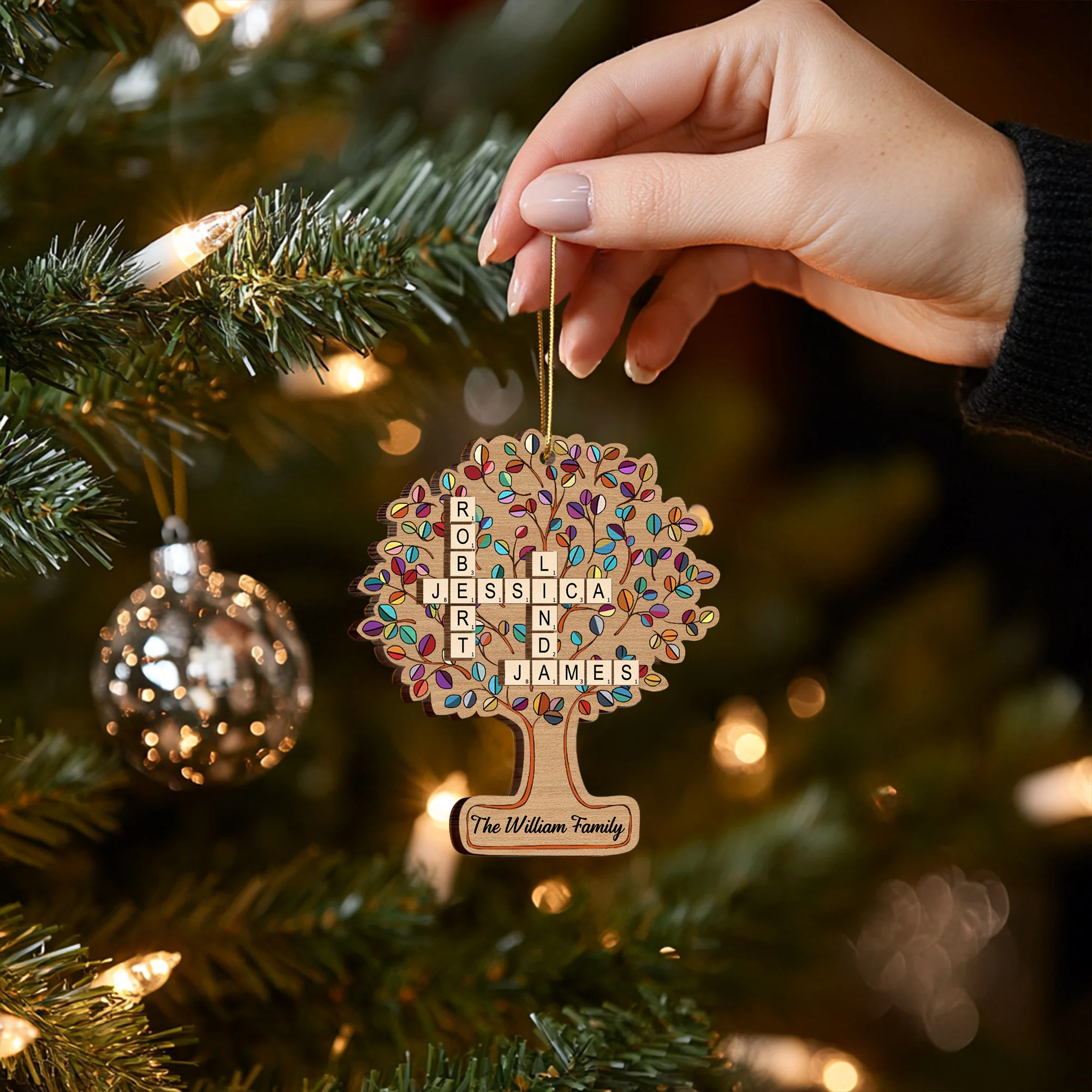 Personalized Family Tree Ornament - The Perfect Holiday Gift for Cherished Family Memories - Image 4