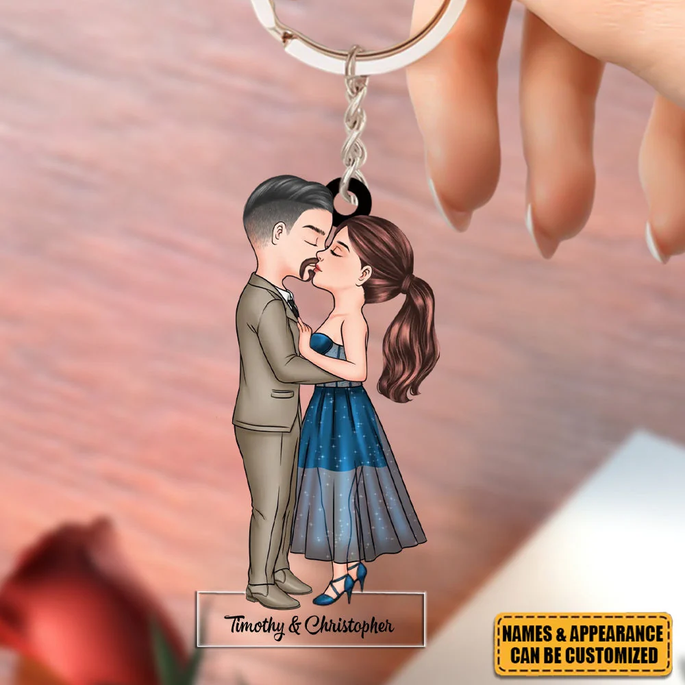 Custom Couple Keychain - Romantic Kissing Design, A Unique Expression of Love - Image 3