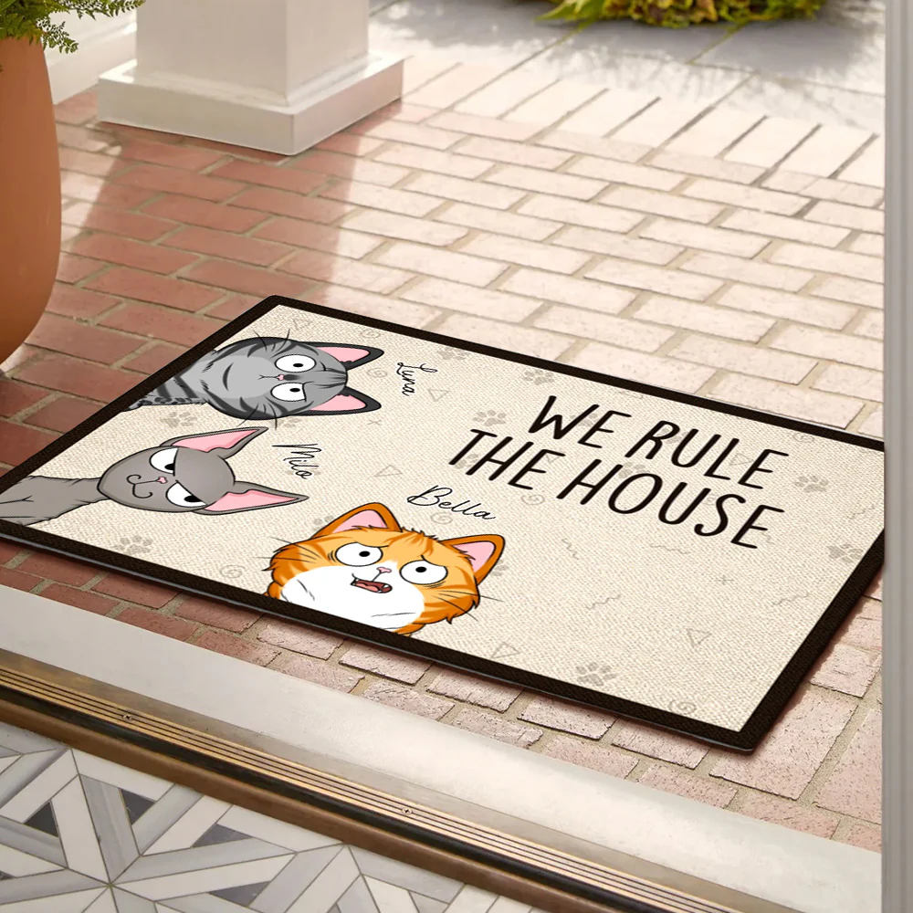 Personalized Cat Doormat - Customizable Doormat with Cartoon Cats - Perfect for Cat Families - Image 2