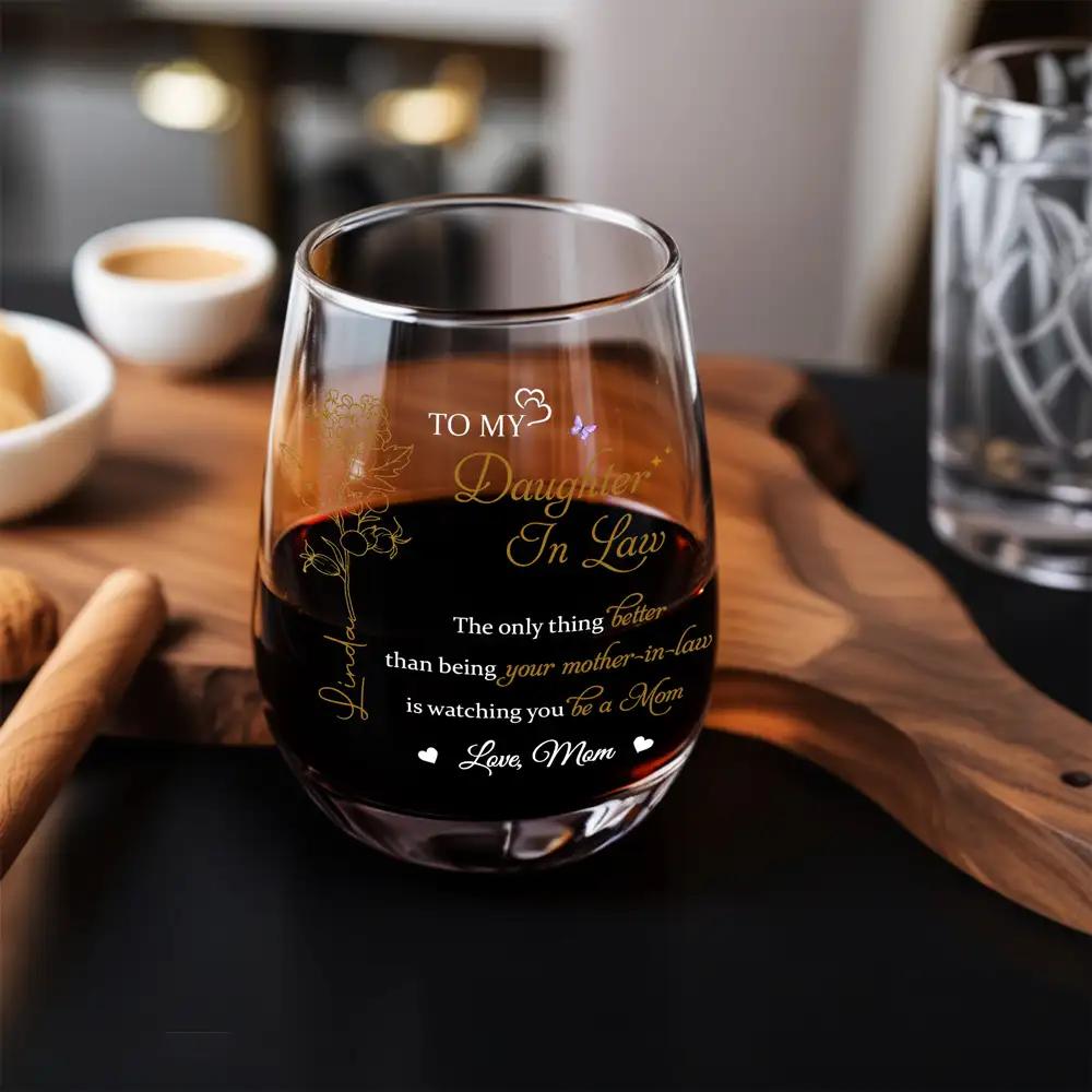 Custom Wine Glass for Daughter – Thoughtful Gift from Mom with Touching Sentiment and Personalized Name - Image 3