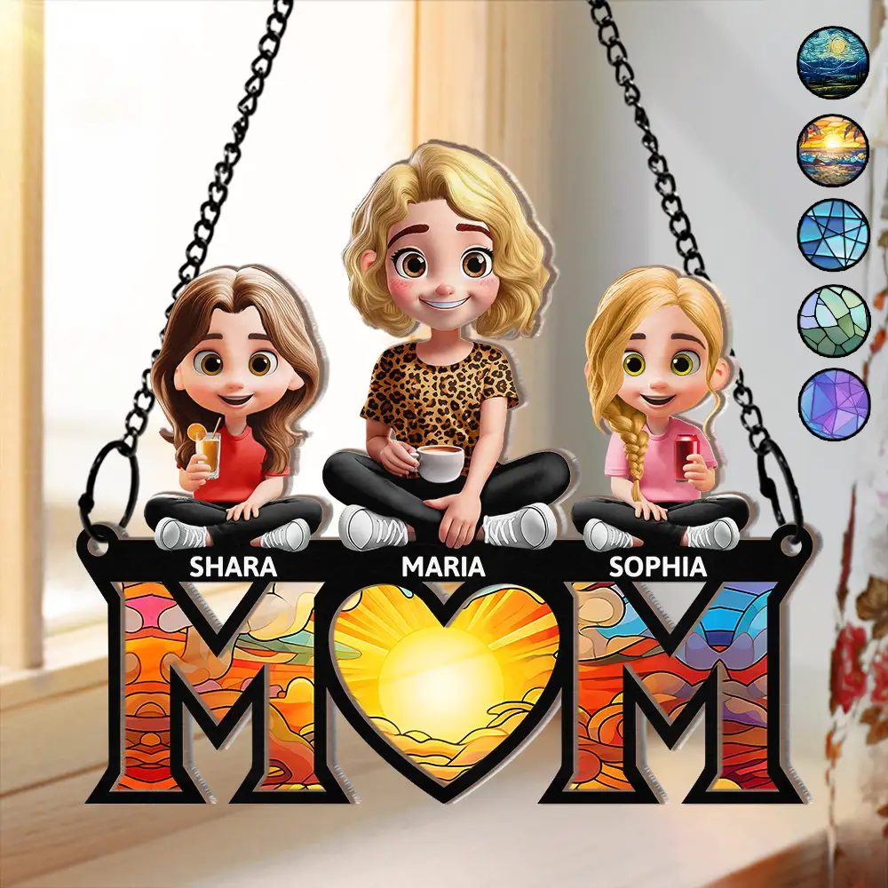 Personalized MOM Ornament with Family Figures – Custom Wood and Acrylic Layered Keepsake Gift - Image 5