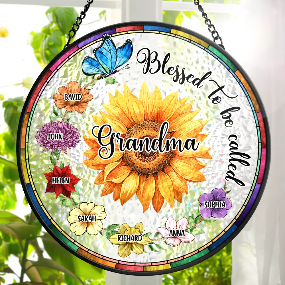 Custom Sunflower Suncatcher Ornament – Personalized Mom or Grandma Gift with Grandkids' Names & Flowers - Image 4