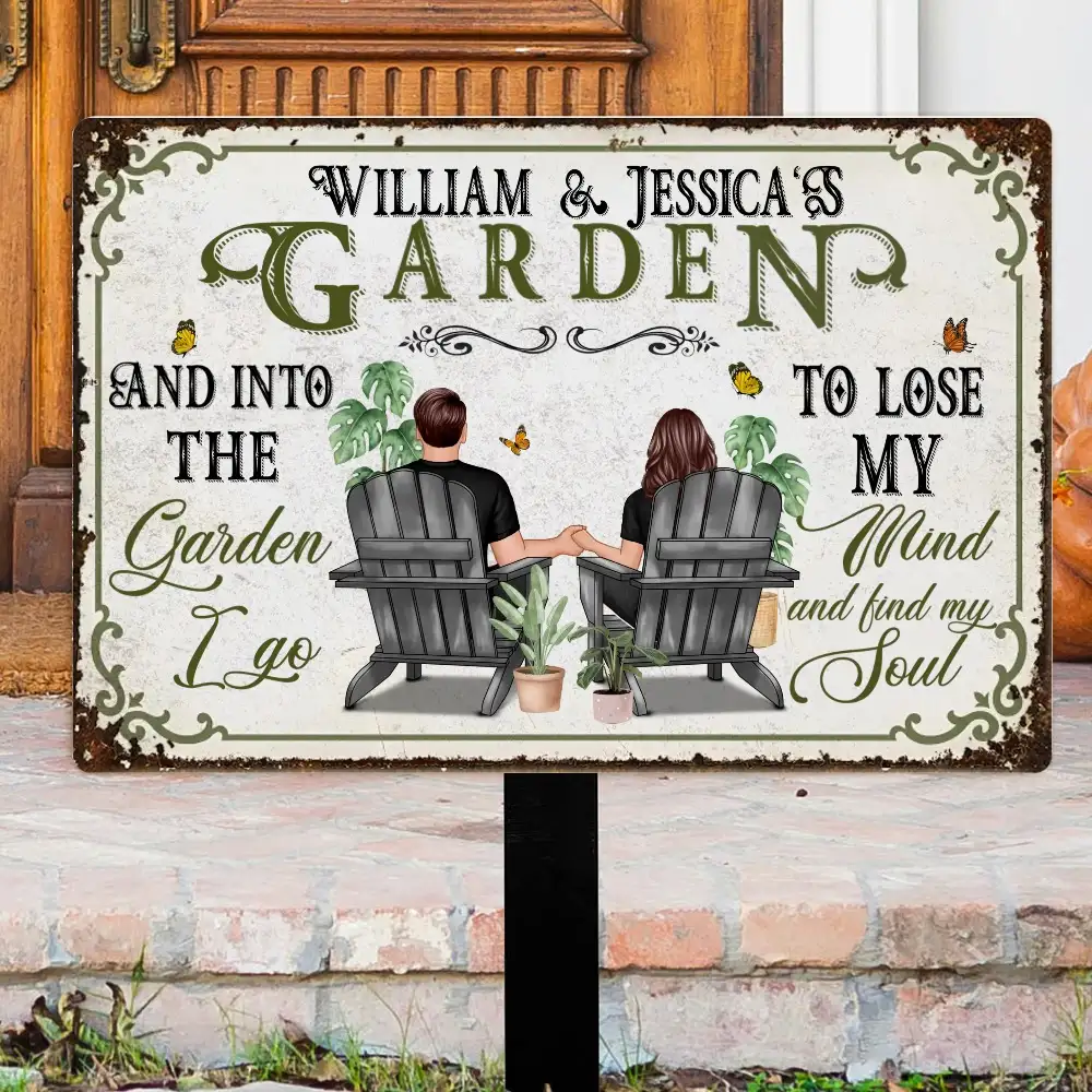 Rectangular Iron Sign for Gardening Couples with Custom Design