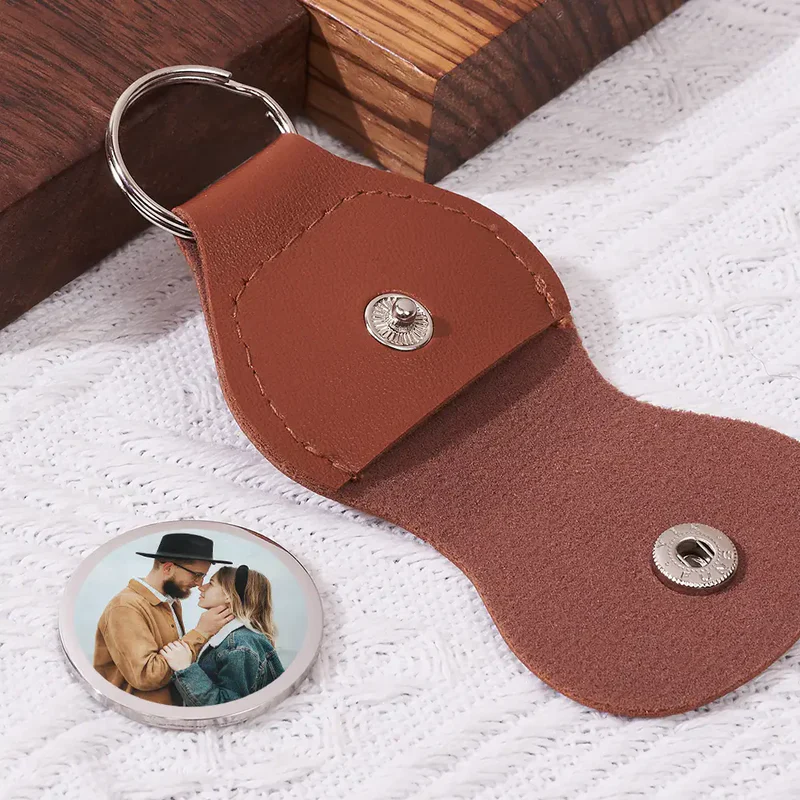 Custom Pocket Hug Keychain with Photo and Personal Message - Image 4
