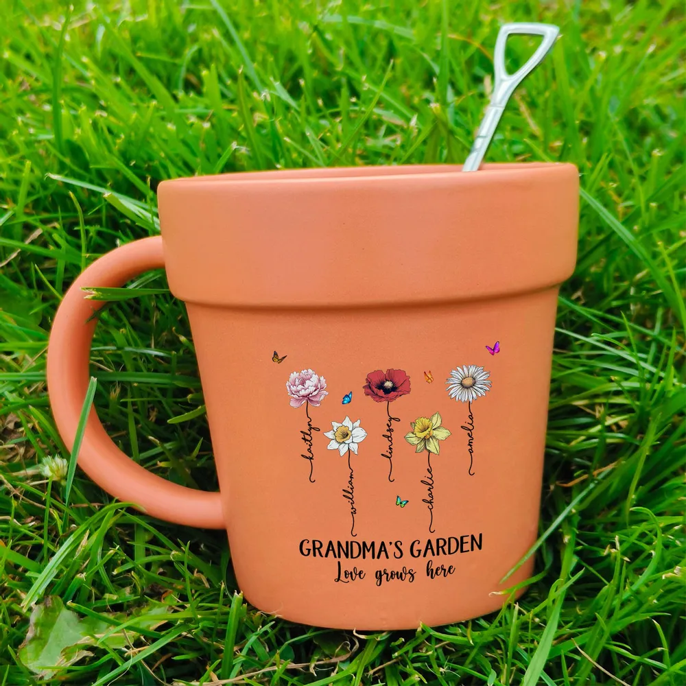 “Grandma’s Garden” Personalized Plant Pot Mug – Custom Gift for Grandma, Floral Design - Image 8